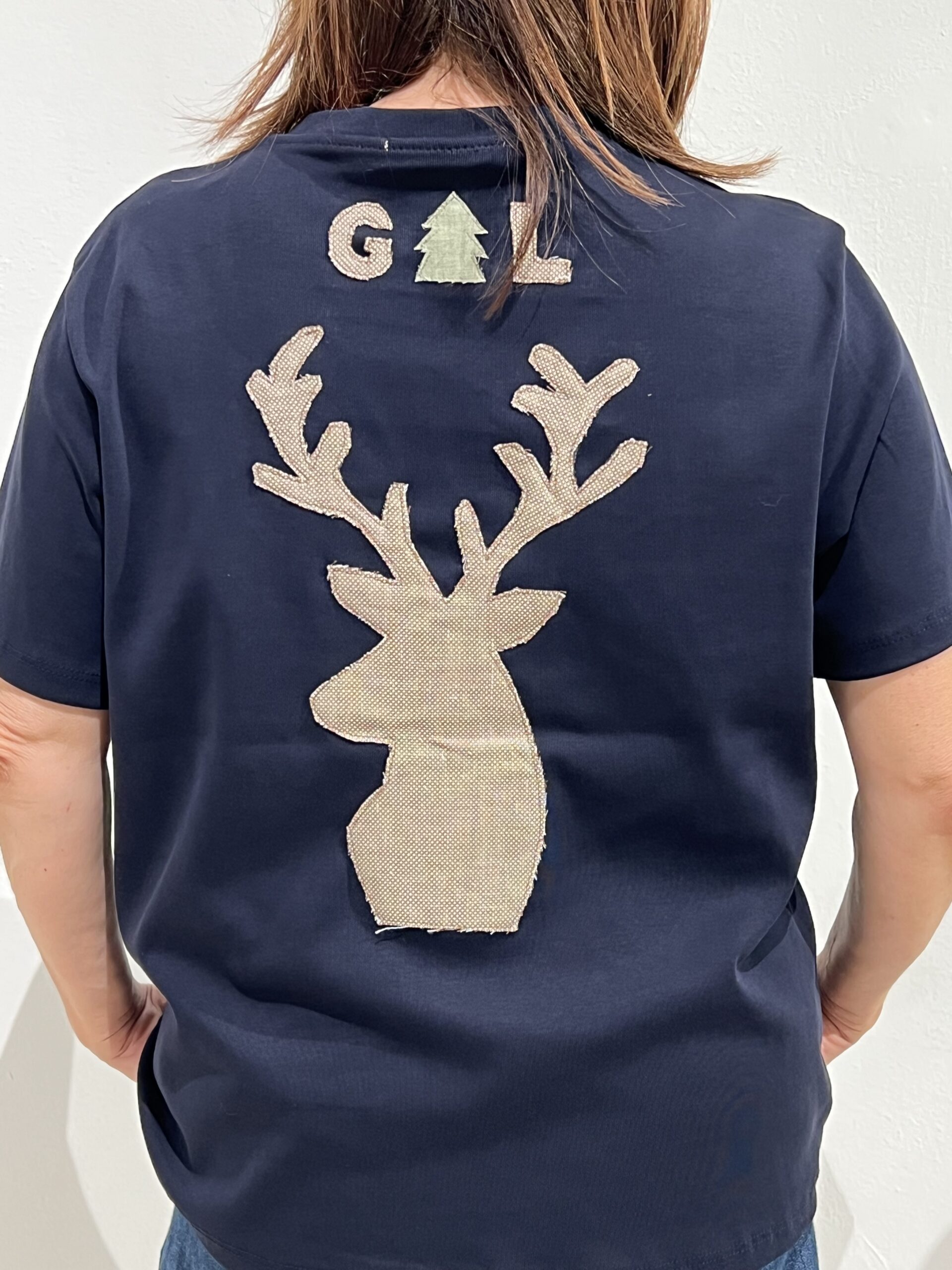 T-shirt boxy fit testa Cervo