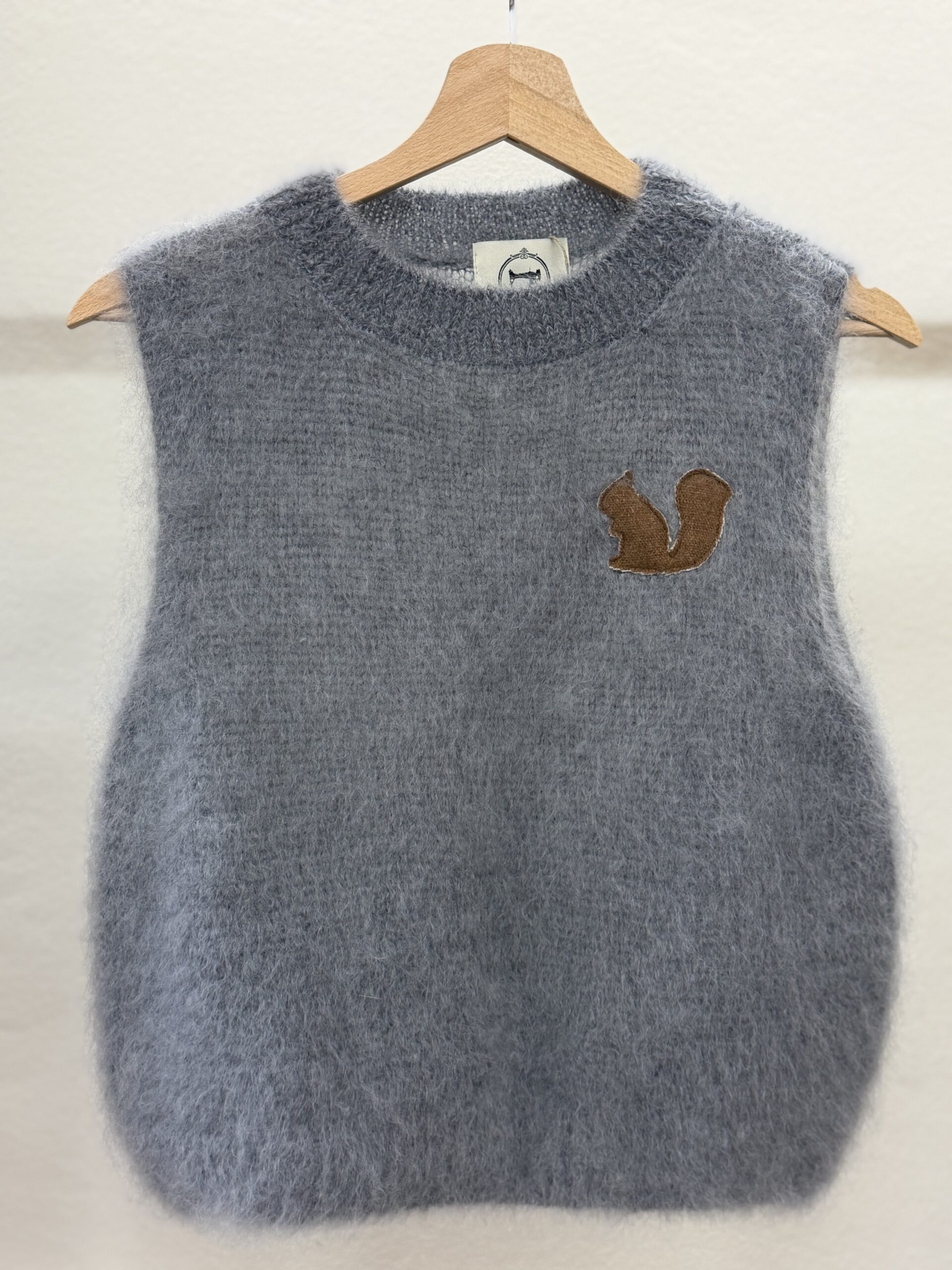 Gilet fluffy grigio scoiattolo
